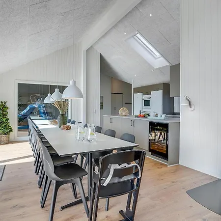 Amazing In Hvide Sande With Sauna * Bjerregård