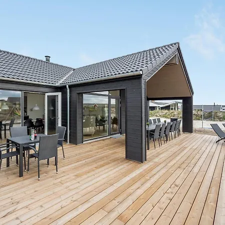 بيت للعطل Amazing In Hvide Sande With Sauna